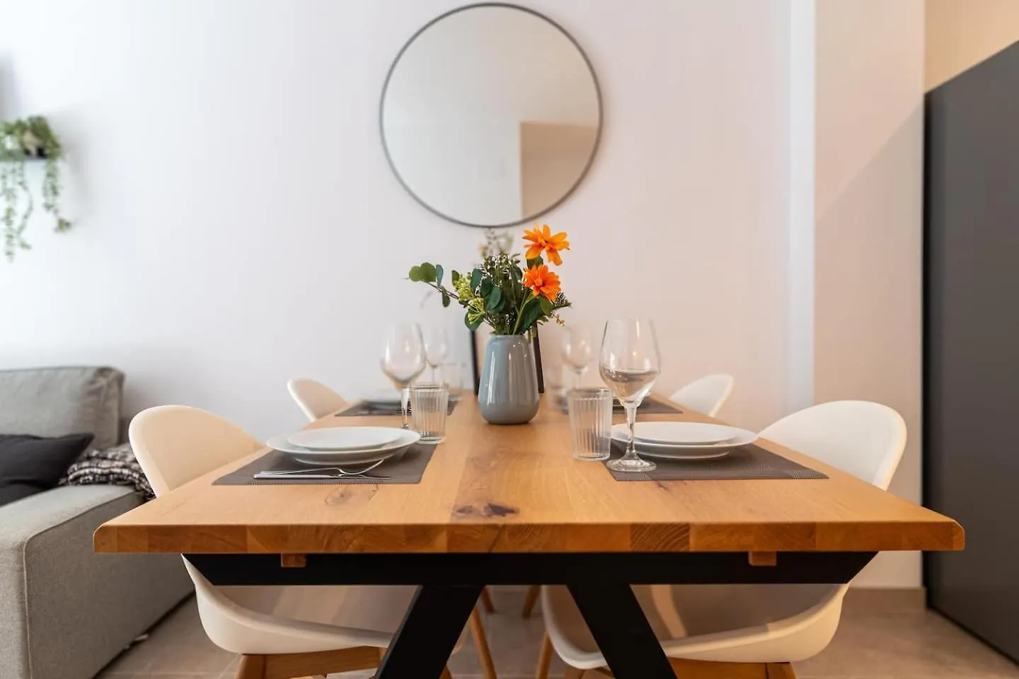 Charming Apartment In The Heart Of Mlaga Μάλαγα